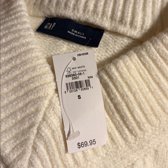 Gap CashSoft Cropped High V-Neck Sweater Oversized Slouchy NWT S - Picture 4 of 5